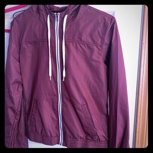 Cute maroon light weight Zumiez hoodie